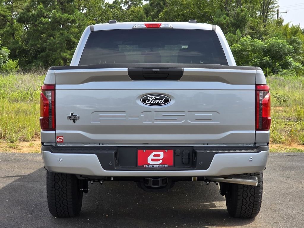 New 2026 Iconic Silver Metallic Ford XLT image 7
