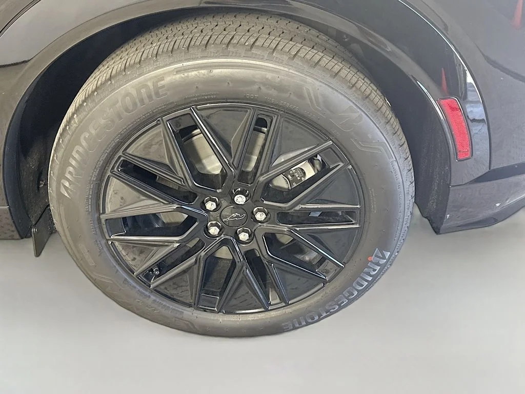 New 2026 Shadow Black Ford Premium image 33