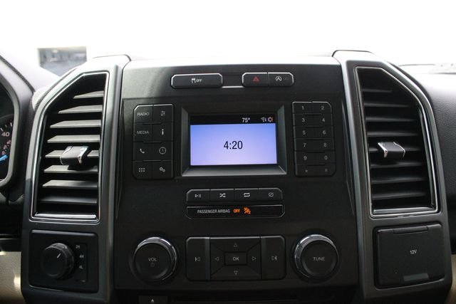 Used 2018 Shadow Black Ford XLT image 14