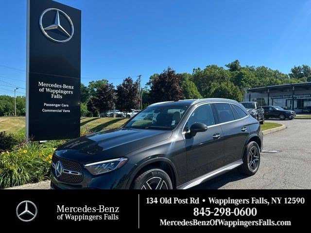 New 2026 Graphite Grey Metallic Mercedes-Benz GLC 300 image 38