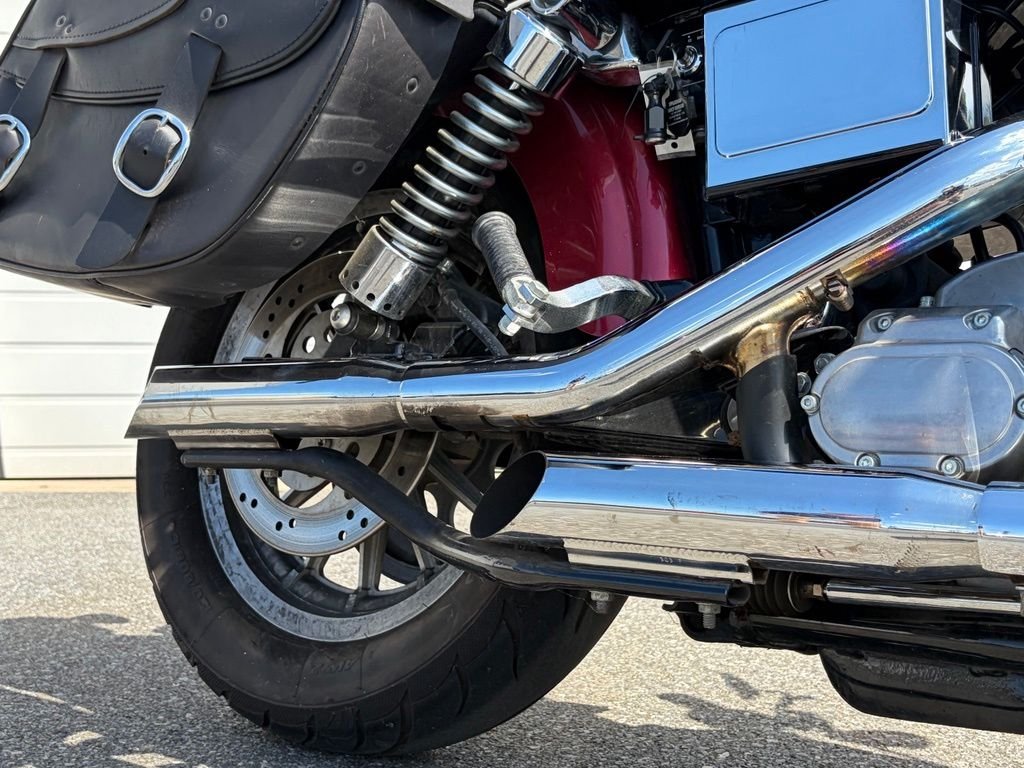 Used 2004 Red Harley-Davidson  image 25