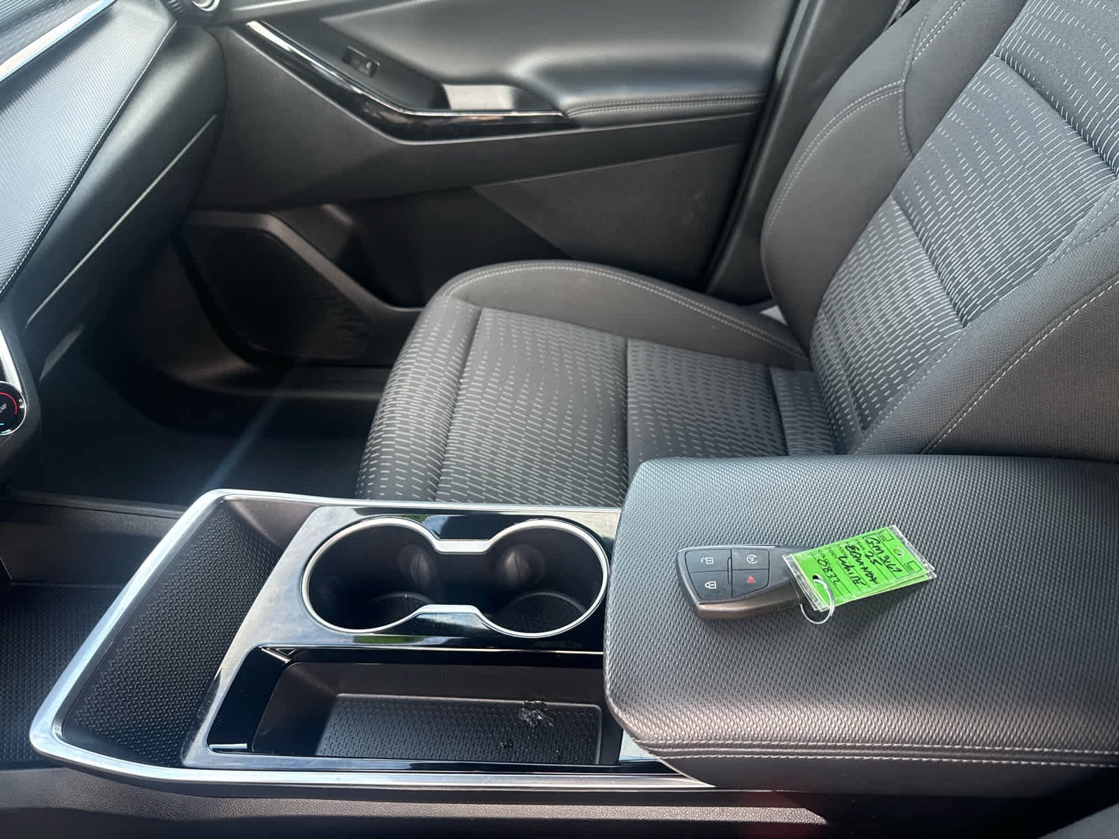 2025 Chevrolet Equinox LT - Photo 18