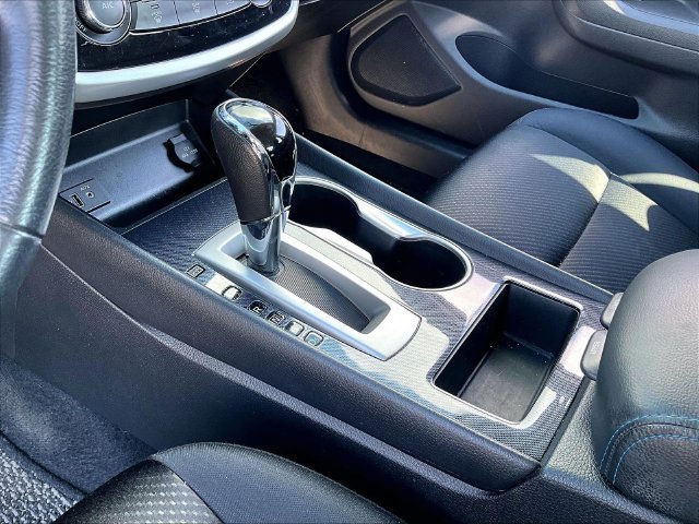 Used 2018 Gun Metallic Nissan 2.5 SR image 20