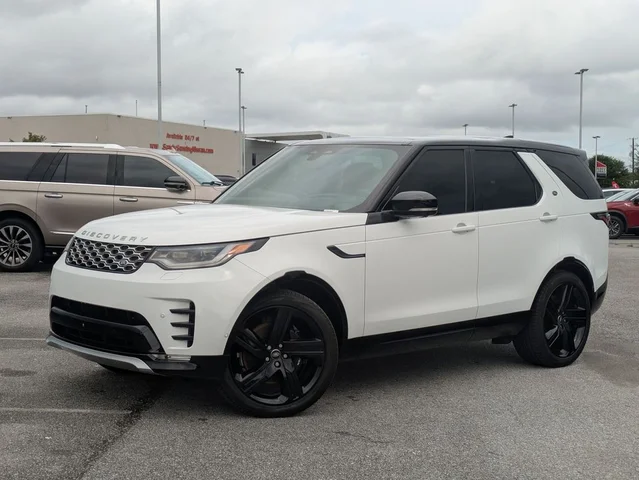 2025 Land Rover Discovery Metropolitan Edition