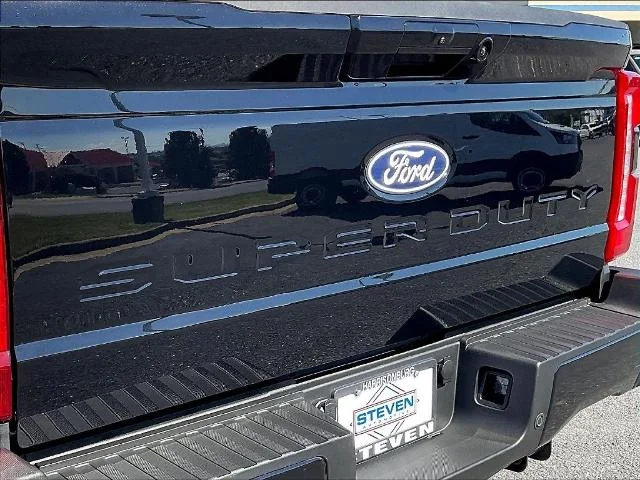 New 2027 Agate Black Metallic Ford F-350® XLT image 44