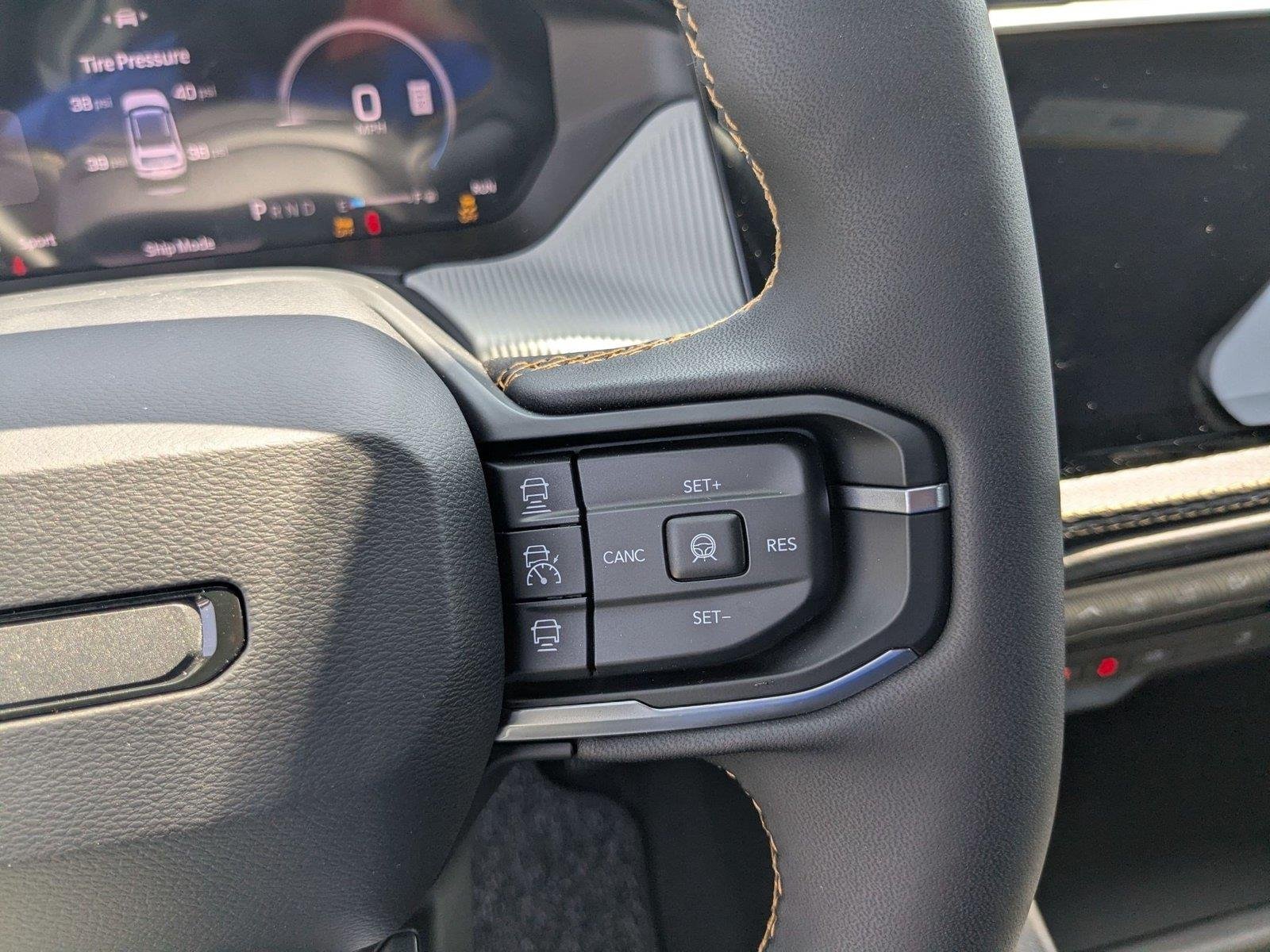 New 2026 Bright White Clear-Coat Exterior Paint Jeep 85th Anniversary image 15
