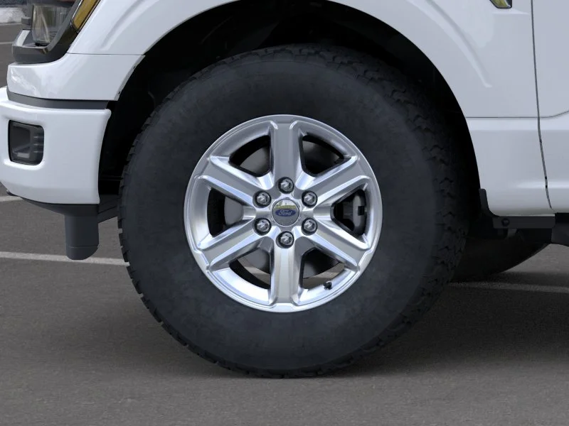New 2026 Oxford White Ford XLT image 41