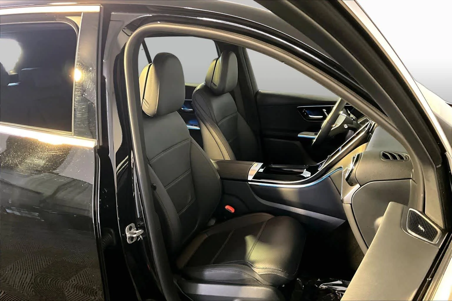 Certified Used 2026 Black Mercedes-Benz GLC 300 image 8