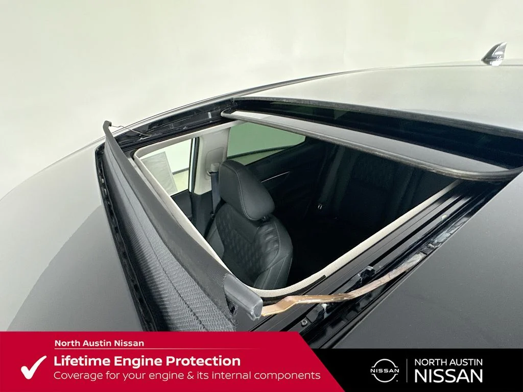 New 2026 White Nissan Platinum image 26