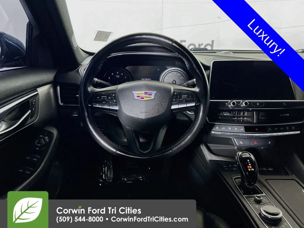 Used 2020 Gray Cadillac Luxury image 27