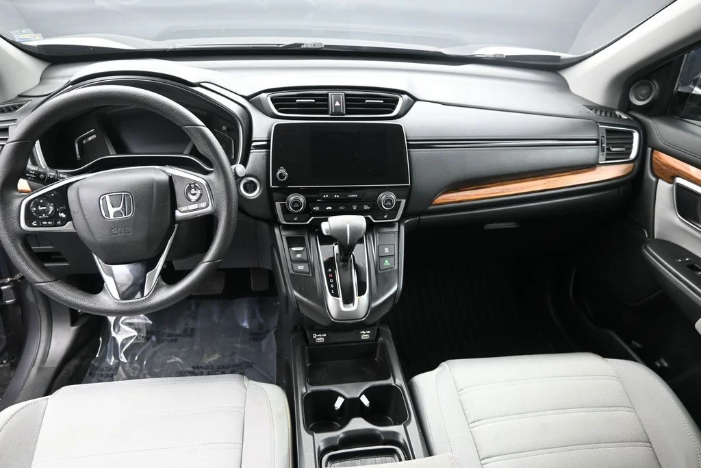 Used 2021  Honda EX image 17