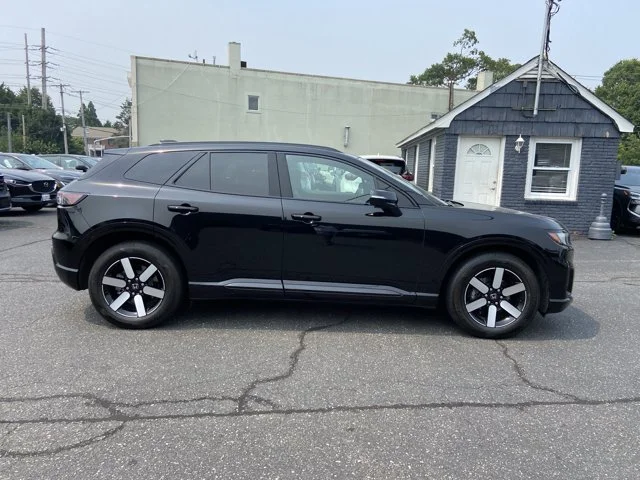 Used 2024 Black Honda Touring image 3