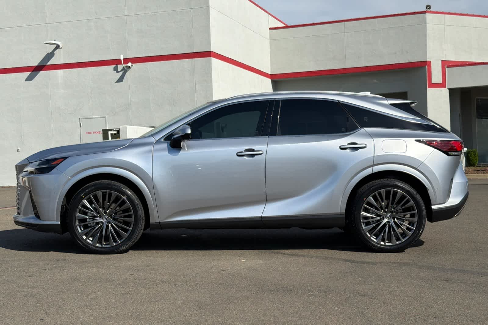 Certified Used 2024 Iridium Lexus Luxury image 9