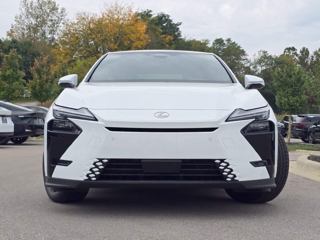 New 2026 Ultra White Lexus PREMIUM image 3