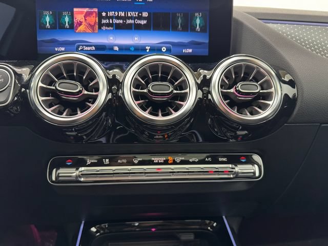 New 2026 Polar White Mercedes-Benz GLA 250 image 46