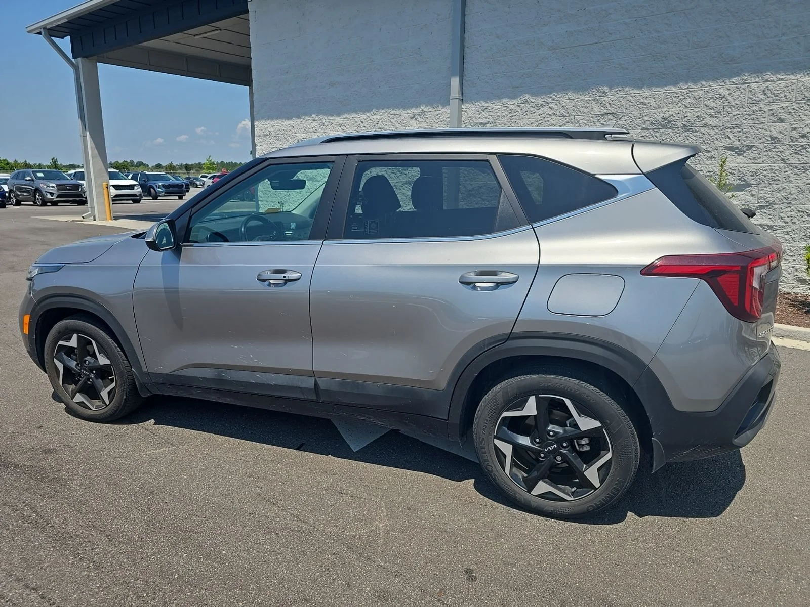 Used 2024 Steel Gray Kia EX image 6