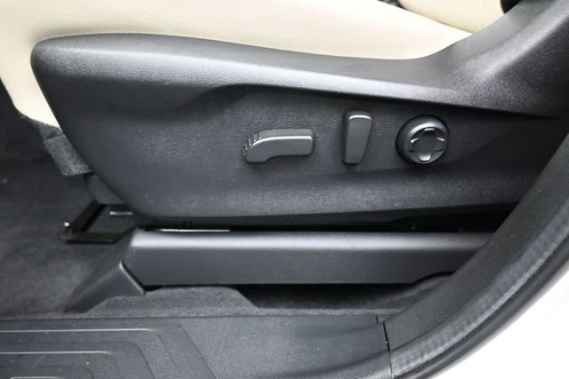 Used 2023 White Subaru Limited image 29