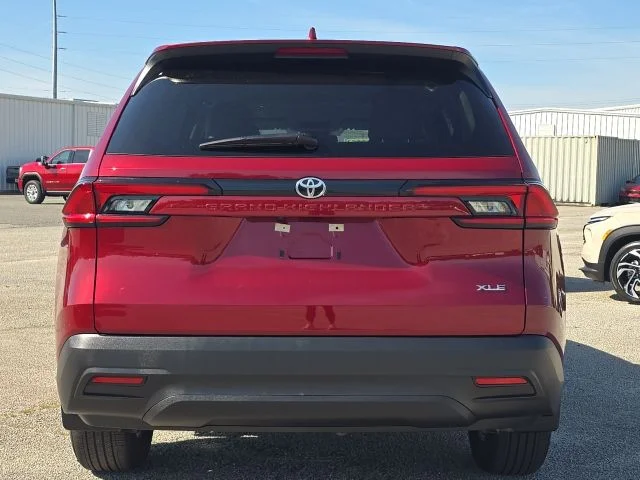 Used 2025 Red Toyota XLE image 4
