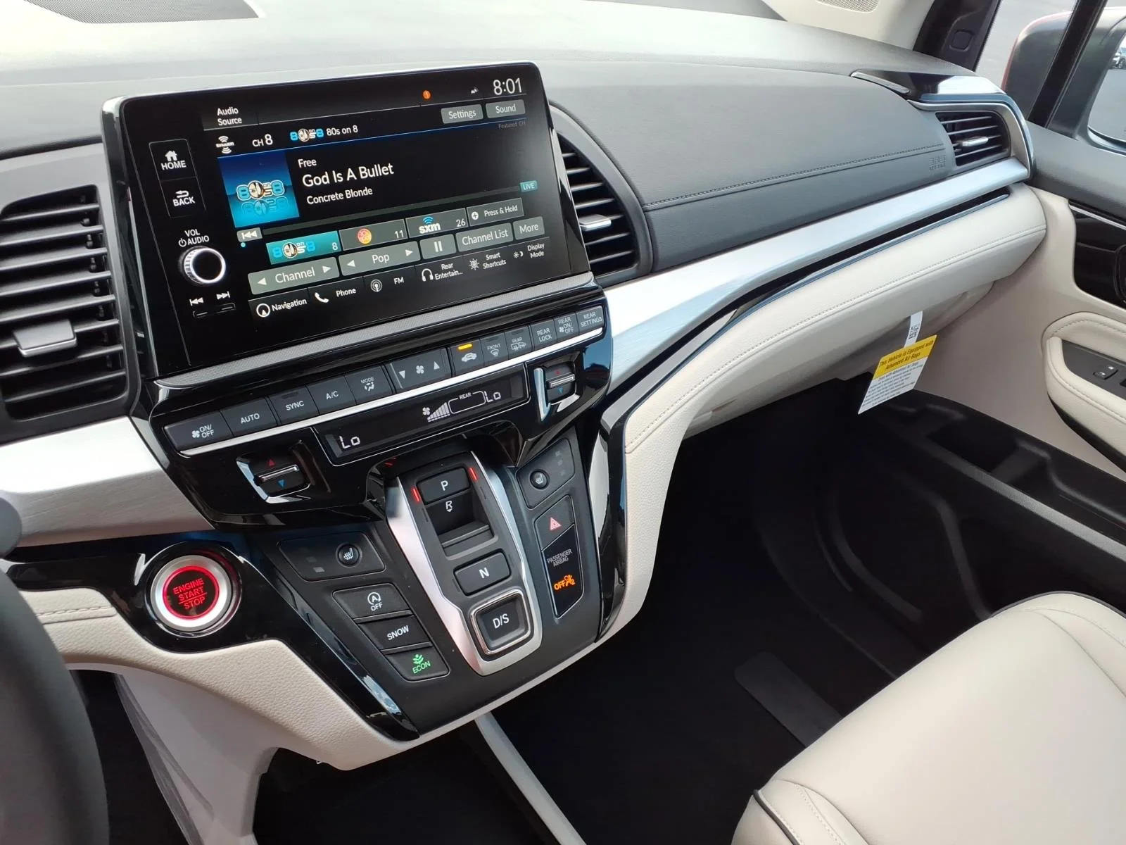 2026 Honda Odyssey Touring - Photo 12