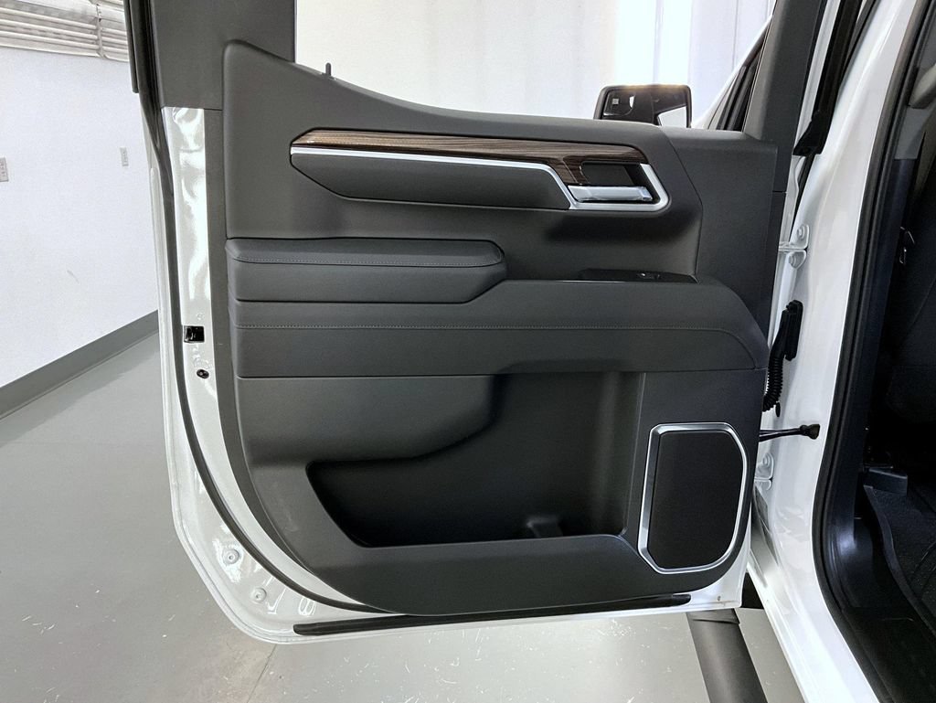 2026 Chevrolet Silverado 1500 RST - Photo 20