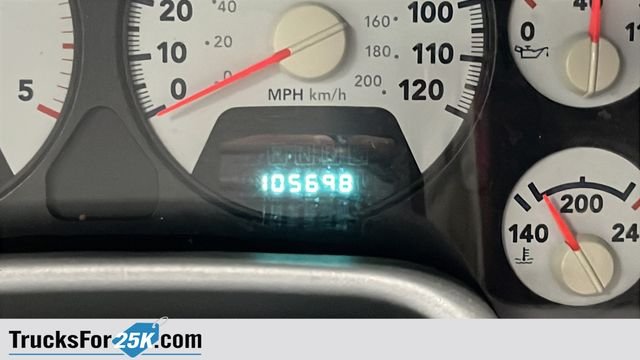 Used 2007 Bright White Dodge SLT image 11