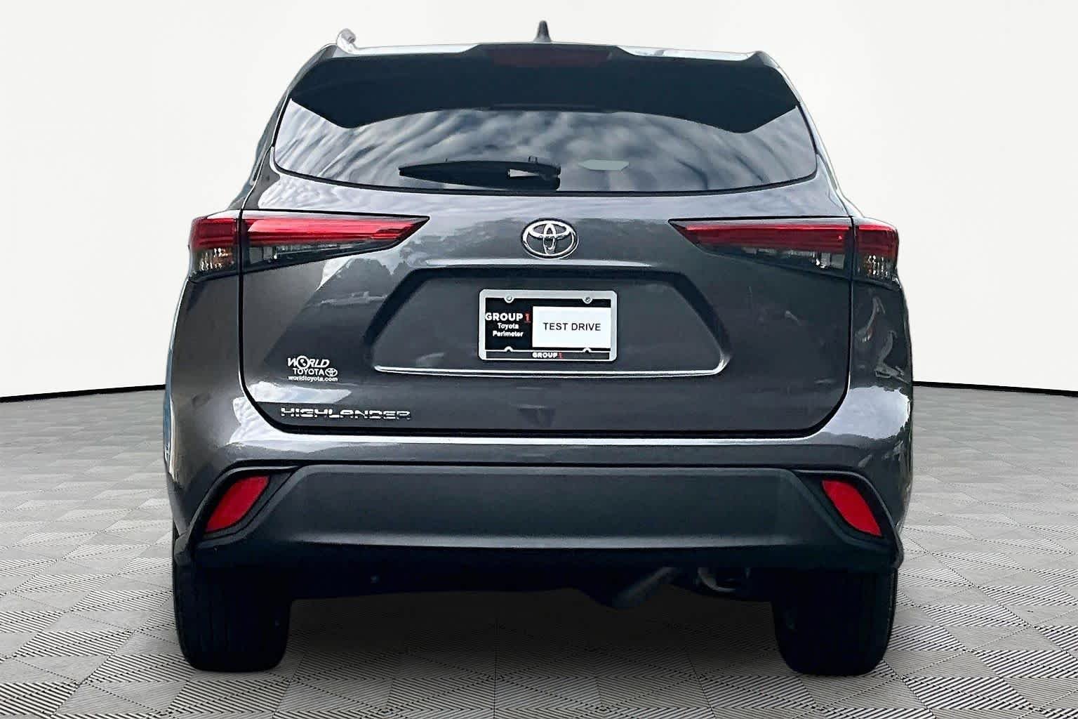 Used 2023 Magnetic Gray Metallic Toyota L image 5
