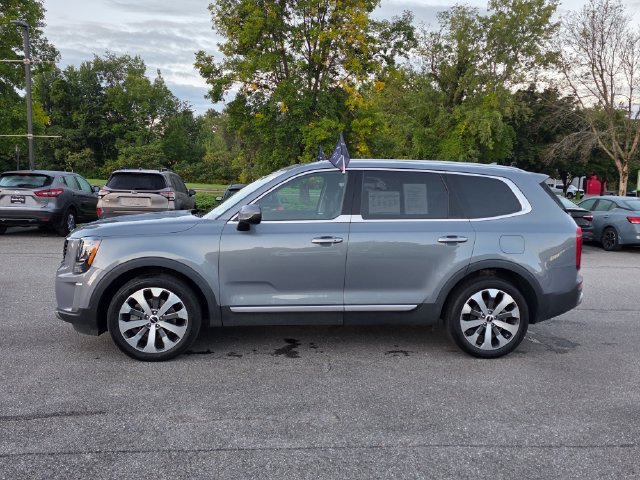 Used 2022 Silver Kia S image 5