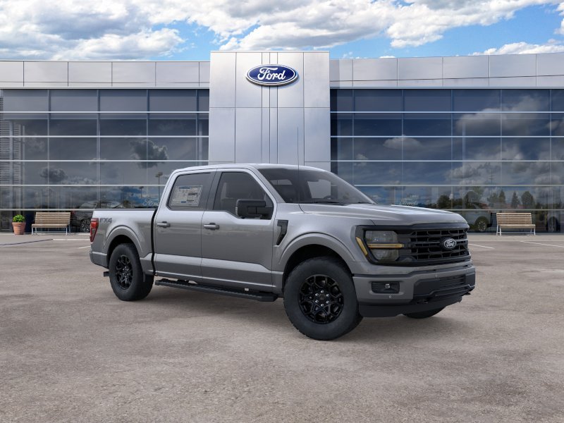 New 2026 Carbonized Gray Metallic Ford XLT image 8