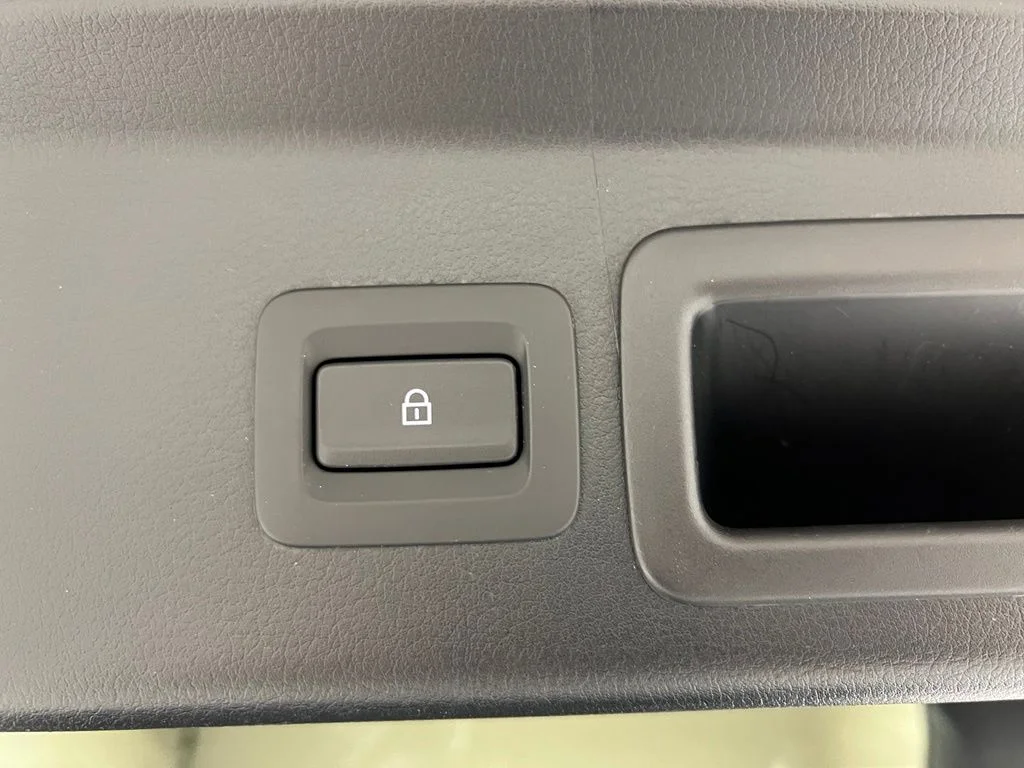 Used 2025 Black Mazda 2.5 S Preferred Package image 31