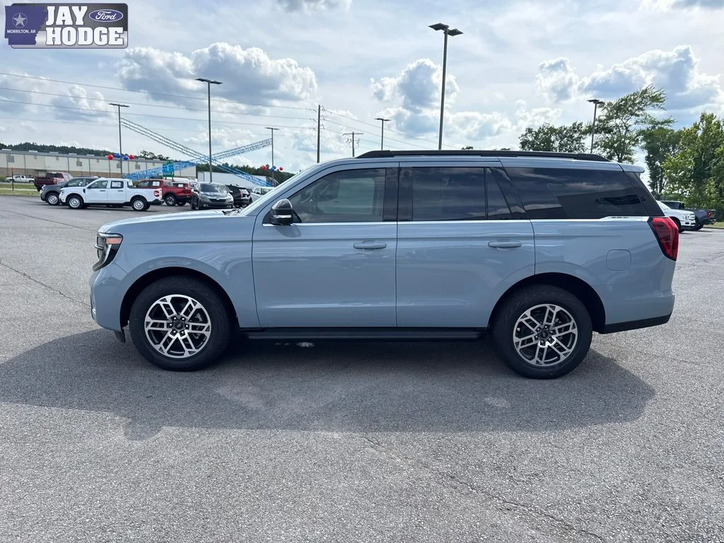 New 2026 Glacier Gray Metallic Tri-Coat Ford Active image 3
