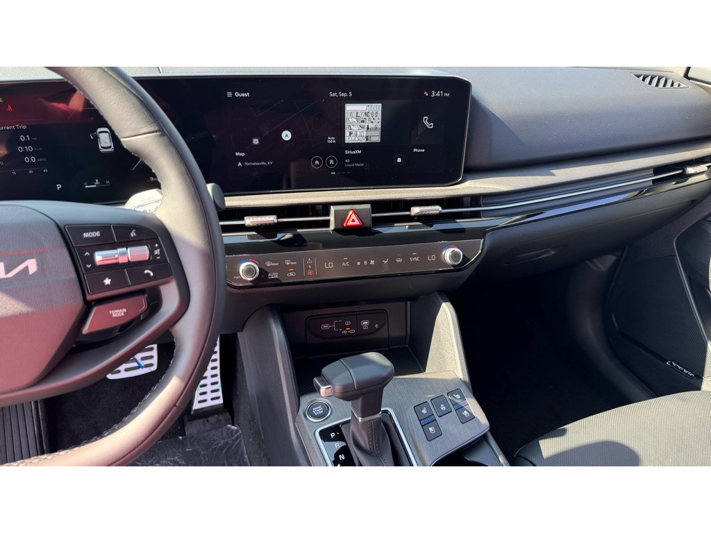 New 2027 Wolf Gray / Black Roof Kia X-Pro Prestige image 14