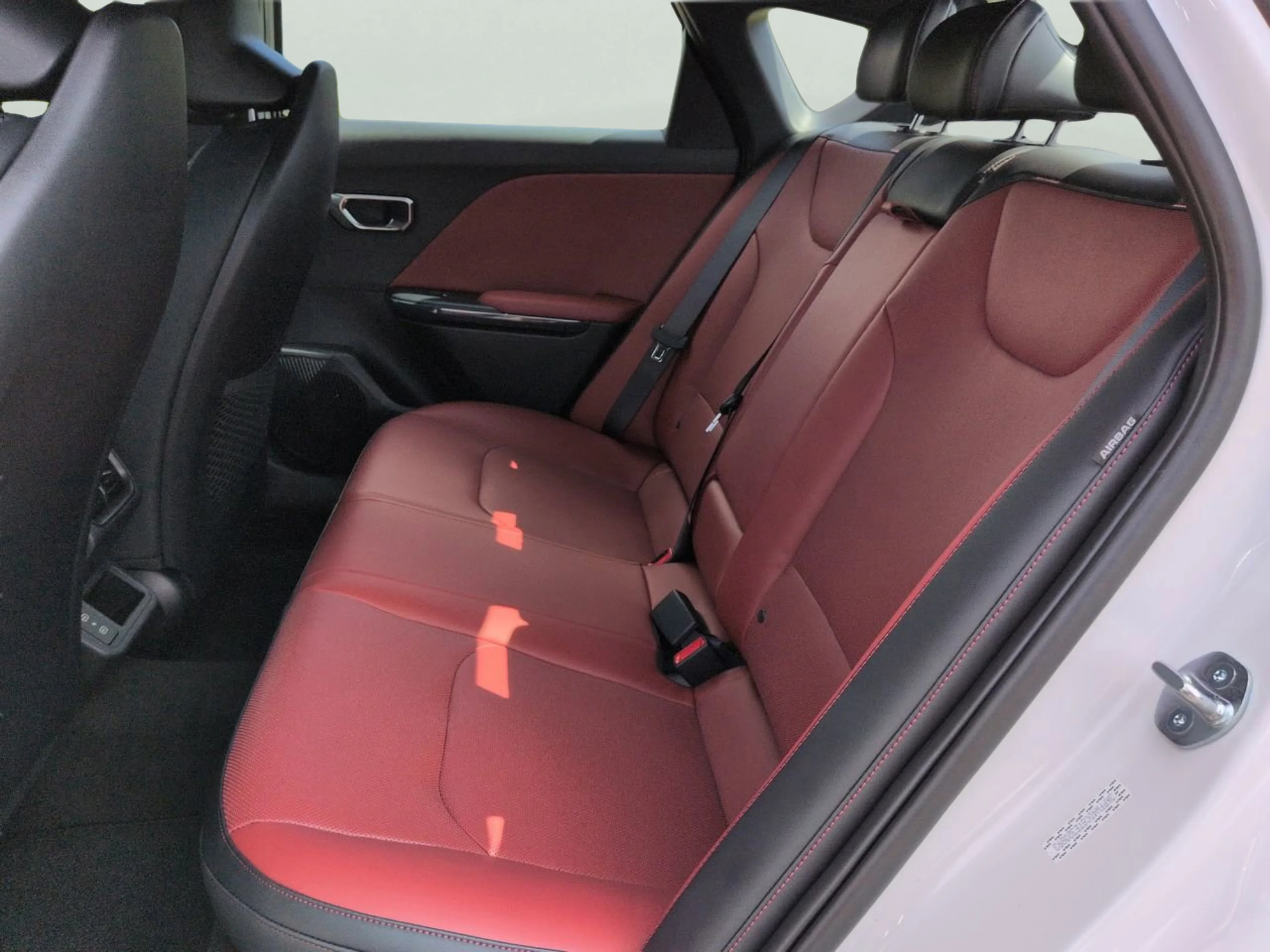 New 2026 Snow White Pearl Kia GT-Line Turbo image 11