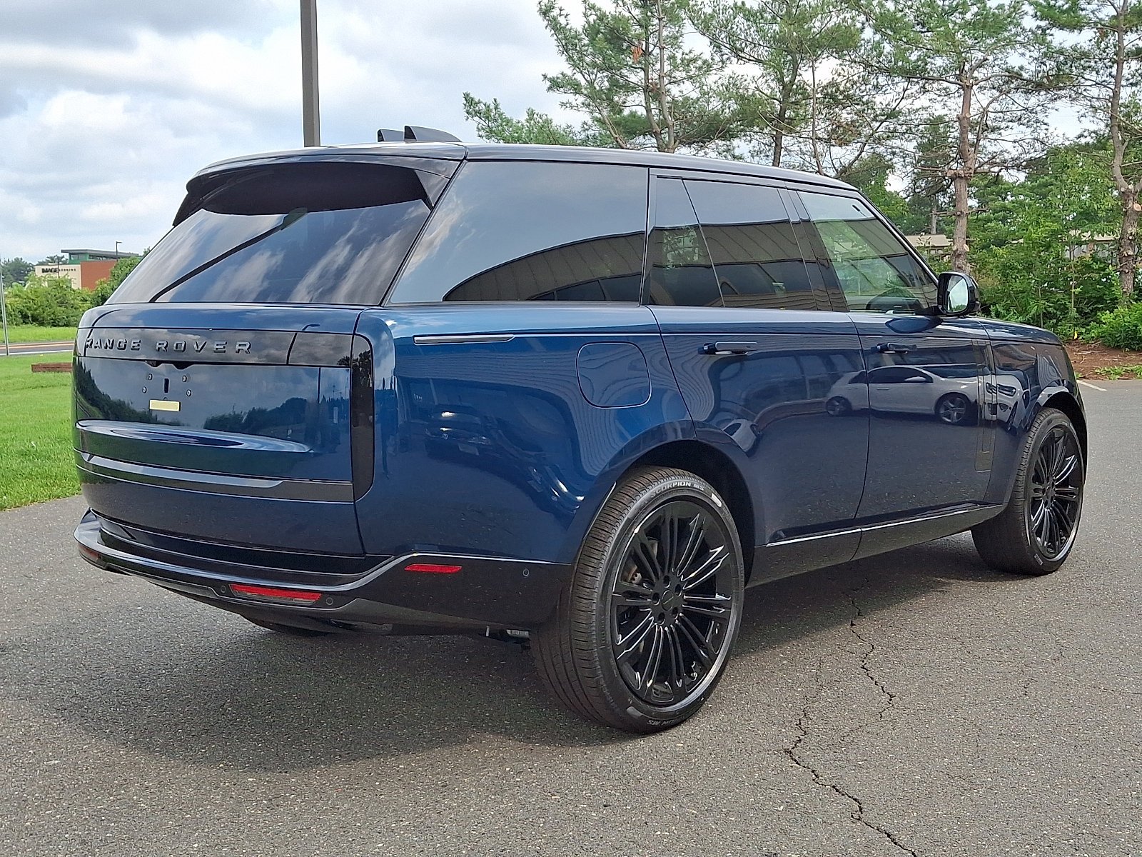 New 2026 Petrolix Blue Land Rover  image 6