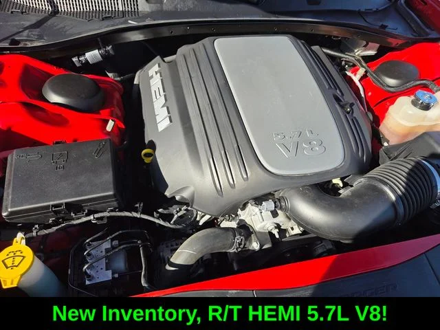Certified Used 2022 Red Dodge R/T image 18