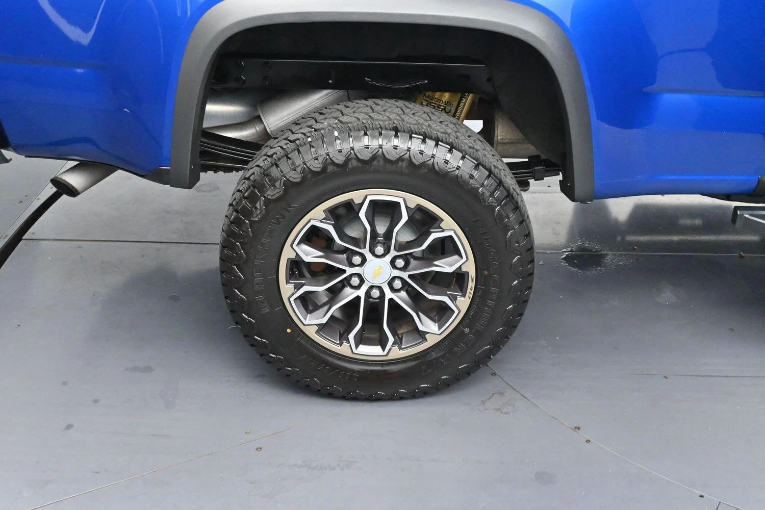 Used 2020 KINETIC BLUE METALLIC Chevrolet 4WD ZR2 image 37