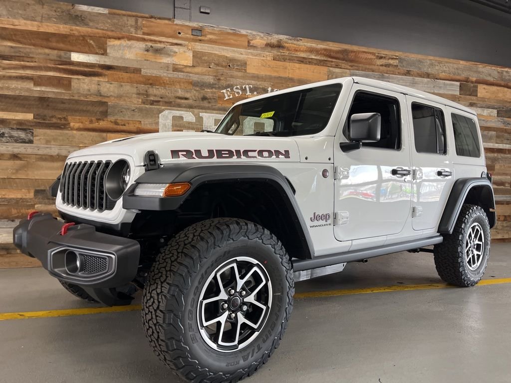 New 2026 Bright White Clear-Coat Exterior Paint Jeep Rubicon image 20