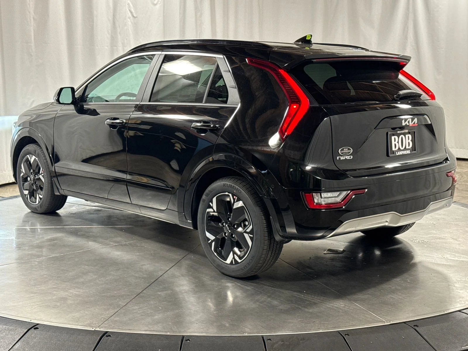 New 2026 Aurora Black Pearl Kia Wave image 11