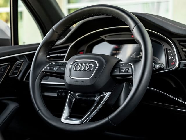 Used 2023 Satellite Silver Audi 55 Premium Plus image 20