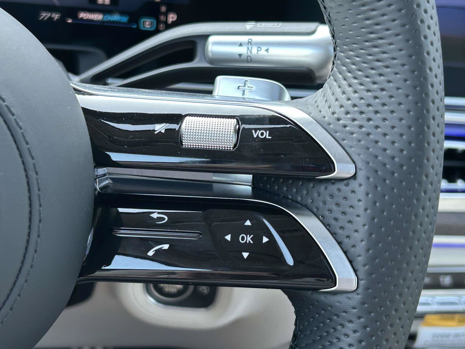 New 2027 Polar White Mercedes-Benz GLS 450 4MATIC® SUV image 28