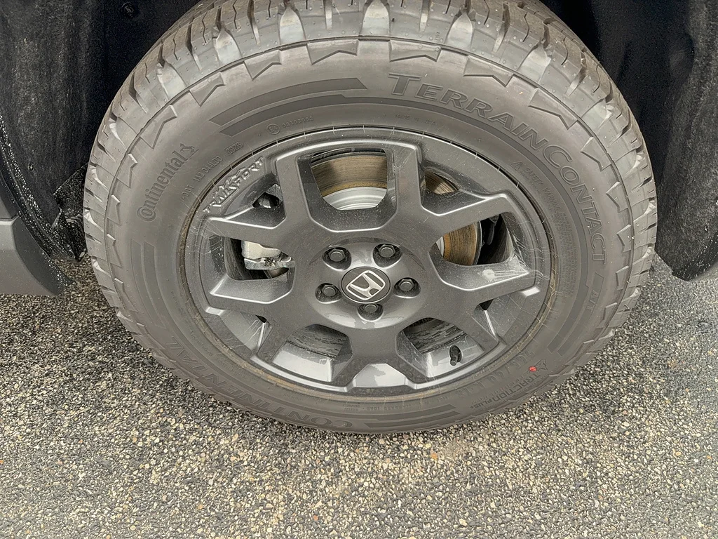 New 2026 Sonic Gray Pearl Honda TrailSport image 9