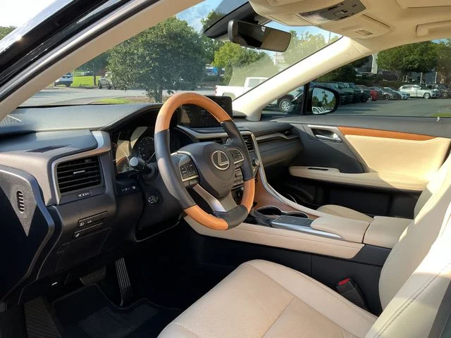 2022 Lexus RX 350 - Photo 16