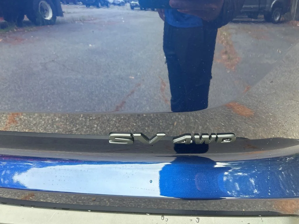 Used 2023 Blue Nissan SV image 10