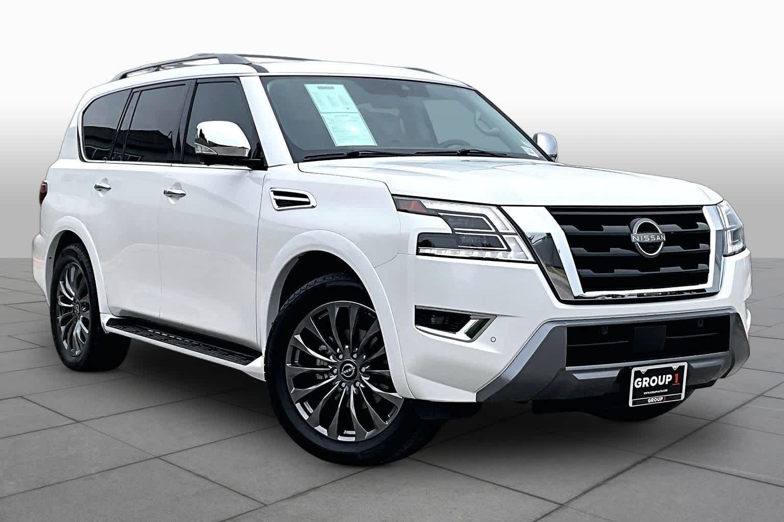 Used 2023 Aspen White Tricoat Nissan Platinum image 3