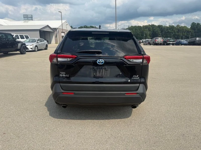 Used 2021 Black Toyota XLE image 14