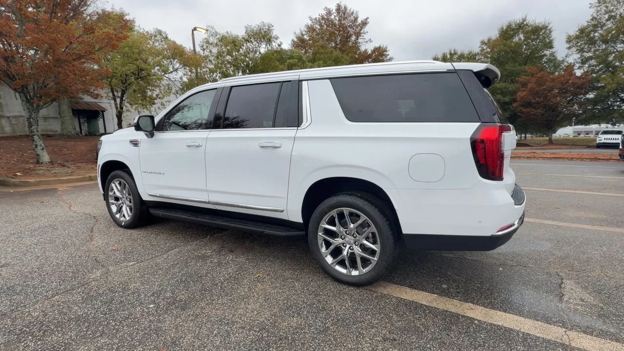 Used 2026 Summit White GMC Elevation image 6