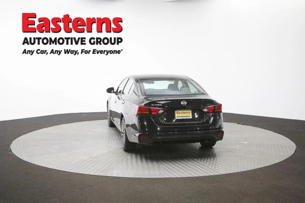 Used 2025 Black Nissan 2.5 SV image 62