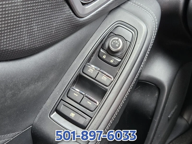 Used 2020 Gray Metallic SUBARU LIMITED CVT image 27