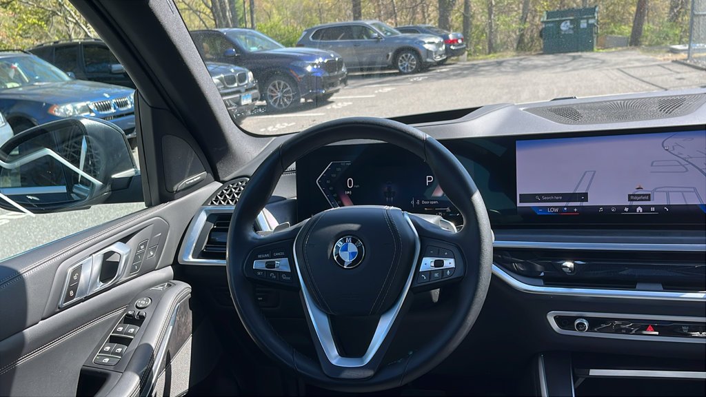 Used 2024 Black Sapphire Metallic BMW xDrive40i image 22
