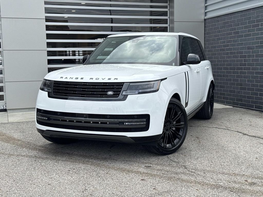 2026 Land Rover Range Rover 3.0 SE SWB's photo