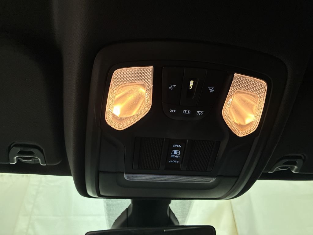 Used 2021 Red Ram Big Horn/Lone Star image 22